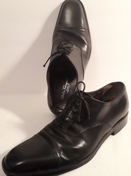 ferragamo cap toe